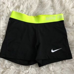Nike Pro Dri-Fit Spandex/Shorts